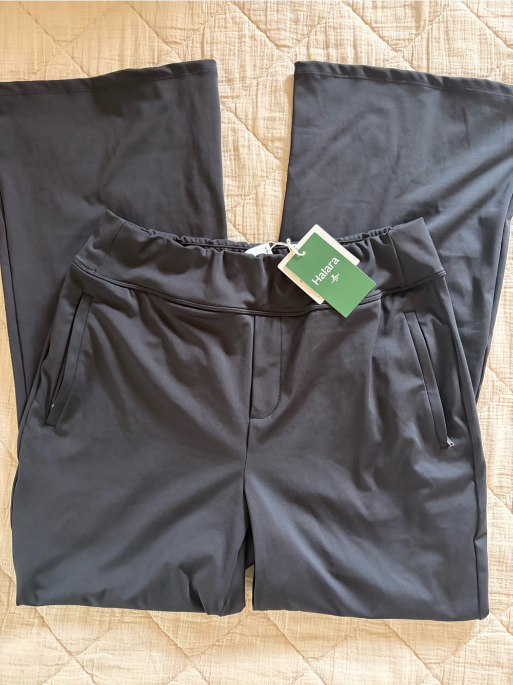 NWT HALARA Flex DayStretch  Mid Rise Black Women's Work Pants Large